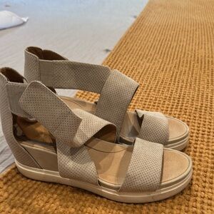 Women's Beige Suede Sandals Dr Scholl’s